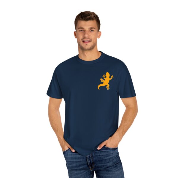 Lizard Graphic Unisex Garment-Dyed T-Shirt - Casual Eco-Friendly Tee for Nature Lovers - Image 4